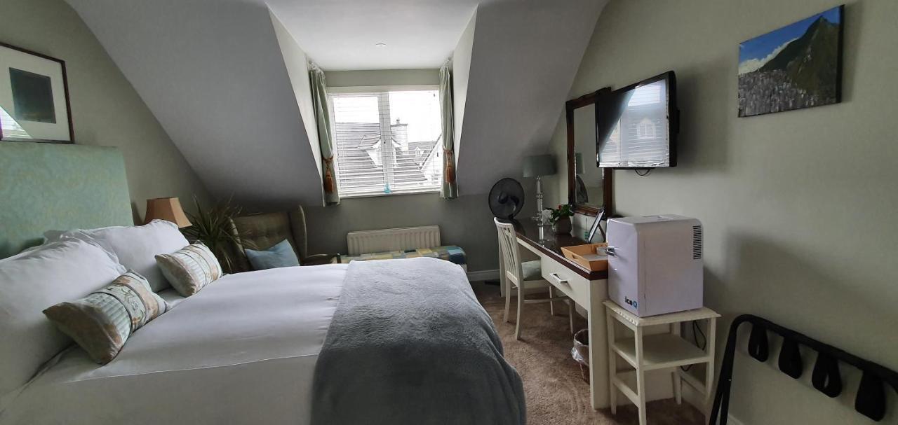 Grove Bed & Breakfast Коулрейн Екстериор снимка