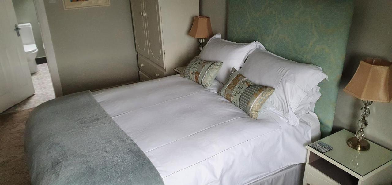 Grove Bed & Breakfast Коулрейн Екстериор снимка