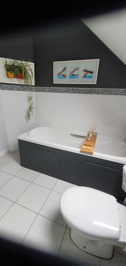 Grove Bed & Breakfast Коулрейн Екстериор снимка